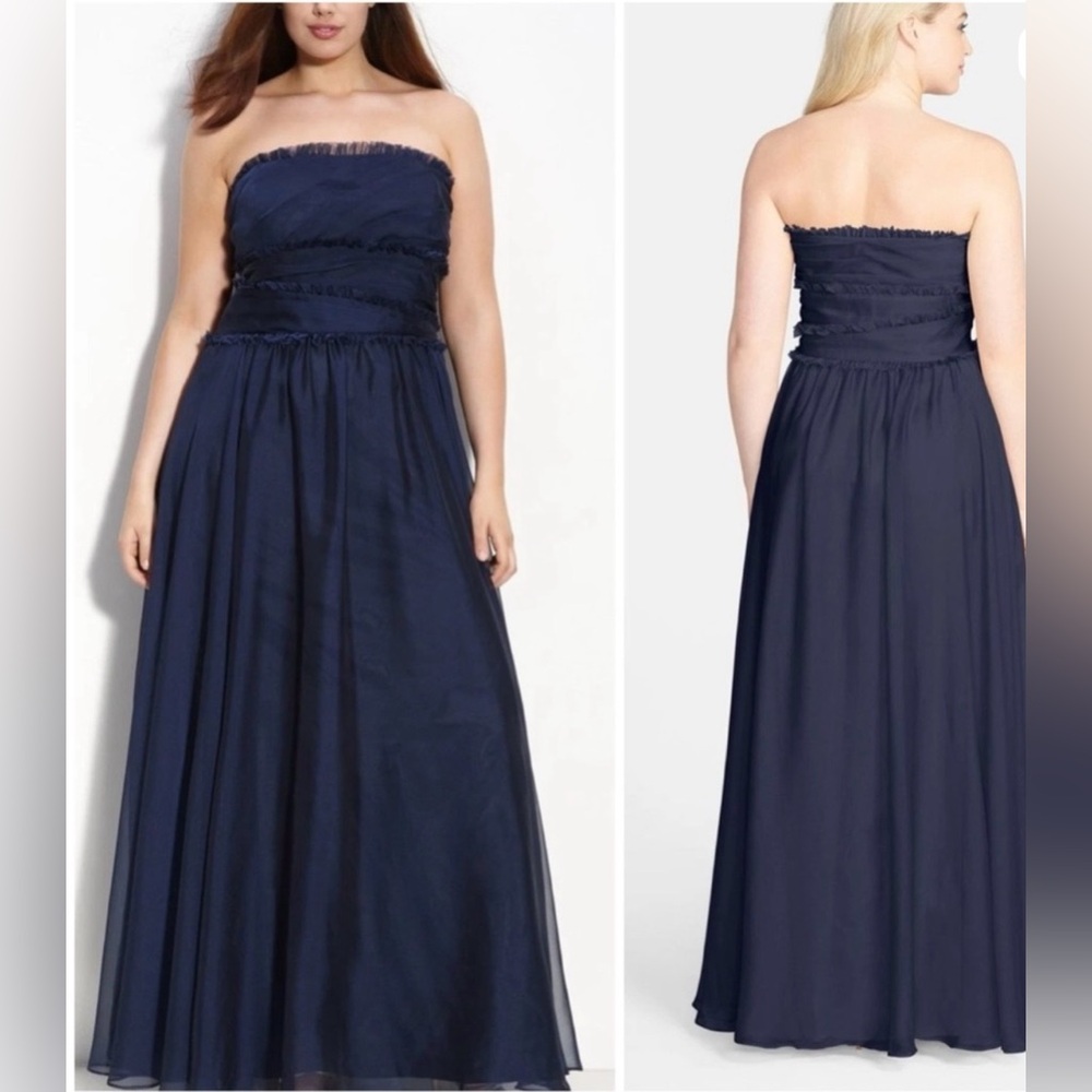 Monique Lhuillier Strapless Navy Blue Evening Gown